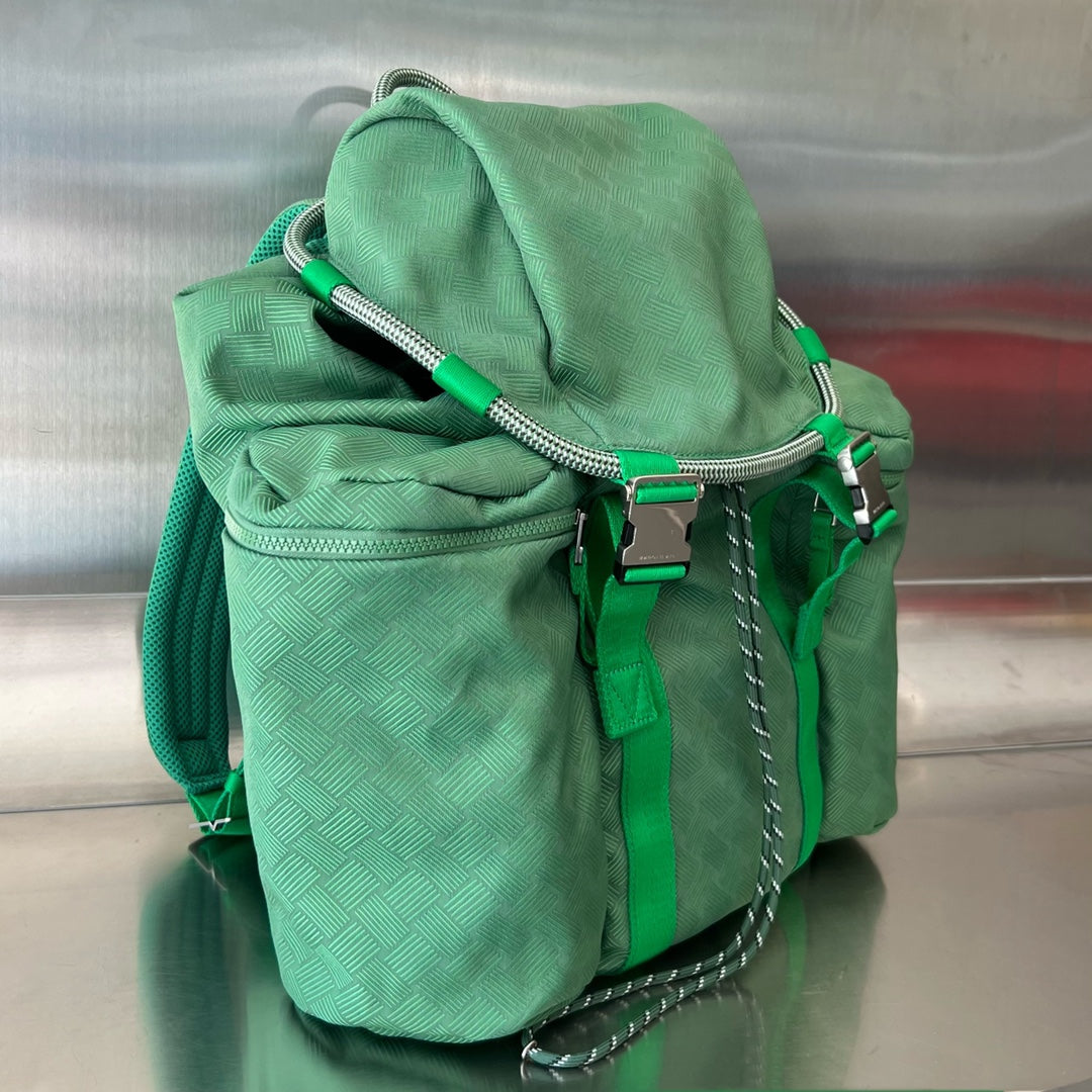ALTO 42 BACKPACK IN COOL GREEN JACQUARD FABRIC by Luxe Carry