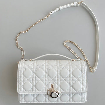 MISS LADY 24 LARGE BAG IN WHITE LAMBSKIN Luxe Carry