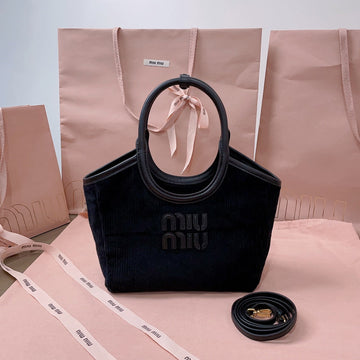 IVY HANDBAG 22 IN BLACK CANVAS Luxe Carry Bags