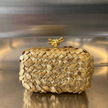 GOLDEN KNOT 19 IN GOLDEN LAMBSKIN Luxe Carry