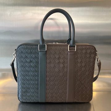 LARGE INTRECCIATO 40 BRIEFCASE IN LIGHT BROWN MIX DARK GREEN CALFSKIN Luxe Carry Bags