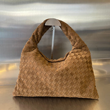 SMALL HOP 40 IN CARAMEL BROWN LAMBSKIN Luxe Carry Bags