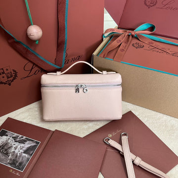 EXTRA POCKET L19 IN BLUSH PINK GRAINED CALFSKIN WITH SILVER HARDWARE Luxe Carry