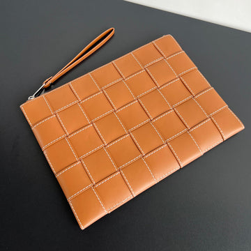 LARGE CASSETTE POUCH 35 IN BURNT SIENNA CALFSKIN Luxe Carry Bags
