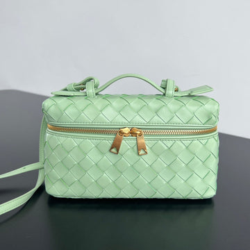 BANG BANG 22 VANITY CASE IN LIGHT GREEN CALFSKIN by Luxe Carry
