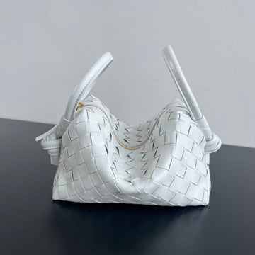 SMALL TOP HANDLE LOOP 19 IN WHITE CALFSKIN Luxe Carry