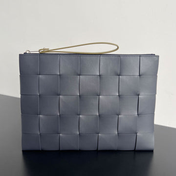 LARGE CASSETTE POUCH 35 IN TROUT GRAY CALFSKIN Luxe Carry