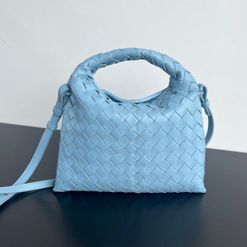 MINI HOP 25 IN SKY BLUE CALFSKIN Luxe Carry