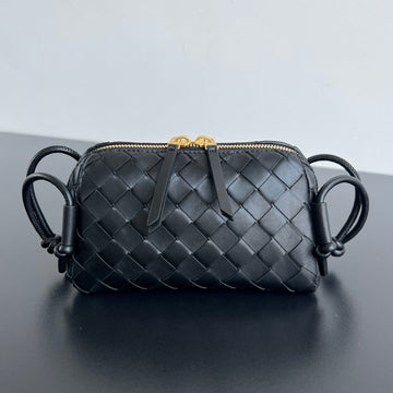 CONCERT POUCH 18 IN BLACK LAMBSKIN Luxe Carry Bags