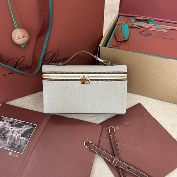EXTRA POCKET L19 IN WHITE CANVAS AND CHESTNUT BROWN CALFSKIN WITH GOLD HARDWARE by Luxe Carry