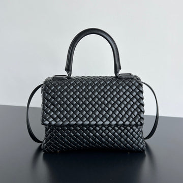 PATTI SHOULDER BAG 26 IN BLACK LAMBSKIN by Luxe Carry