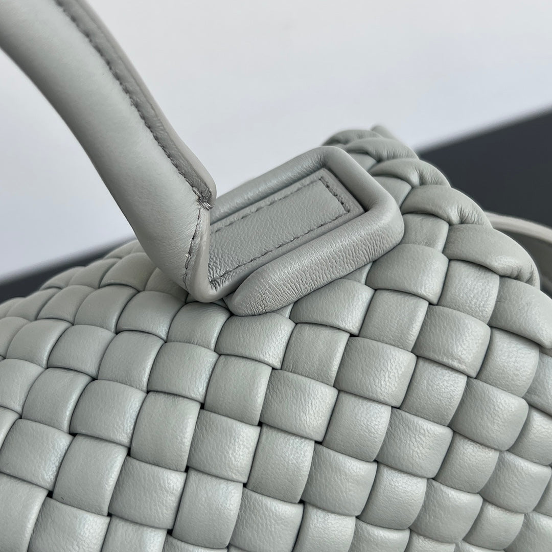 PATTI SHOULDER BAG 26 IN RHINO GRAY LAMBSKIN Luxe Carry