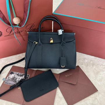 LOOM BAG 25 IN BLACK SMOOTH CALFSKIN WITH GOLD HARDWARE by Luxe Carry
