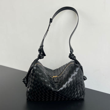 LOOP CAMERA BAG 38 IN BLACK CALFSKIN Luxe Carry