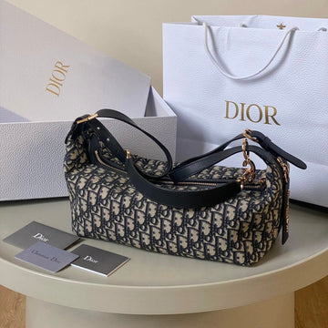 LARGE D-JOURNEY SHOULDER BAG 33 IN BLACK MONOGRAM OBLIQUE JACQUARD Luxe Carry