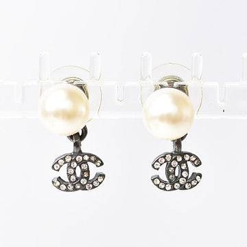 Top Quality Chanel Metal Rhinestone Faux Pearl Earrings