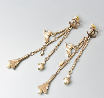 Top Quality Chanel Swing Earrings Sphinx Dress Pearl Motif Gold