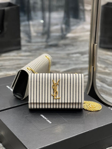 Luxe Carry - YSL Bag - 4215