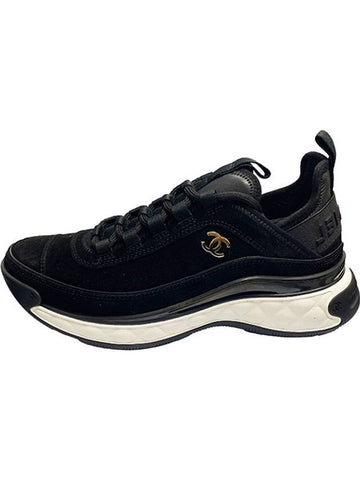 Logo Mixed Fibers Suede Low Top Sneakers Black Chanel