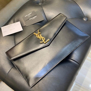 Luxe Carry - YSL Bag - 2962