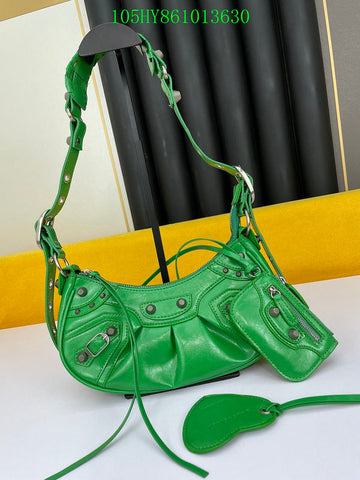 Luxe Carry - BGA Bags - 2422