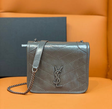 Luxe Carry - YSL Bag - 2084