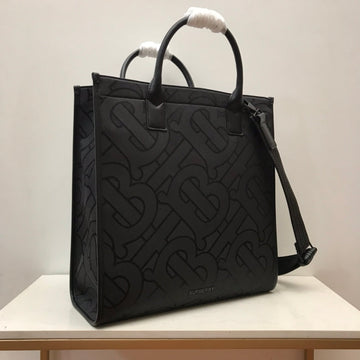 B-Berry - Luxe Carry  Monogram Recycled Polyester Jacquard Tote Black For Women, Bags 14.8in/37.5Luxe Carry