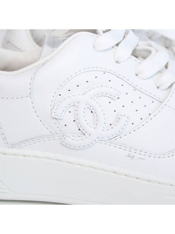 CC Logo Calfskin Low Top Sneakers White Chanel