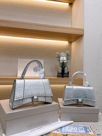 Luxe Carry - BGA Bags - 1570