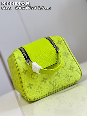 Luxe Carry - LV Bags - 15484