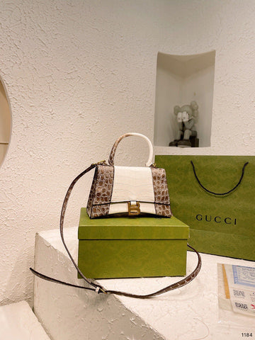Luxe Carry - BGA Bags - 1466