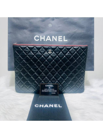 women clutch bag Chanel