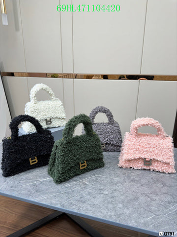 Luxe Carry - BGA Bags - 2004