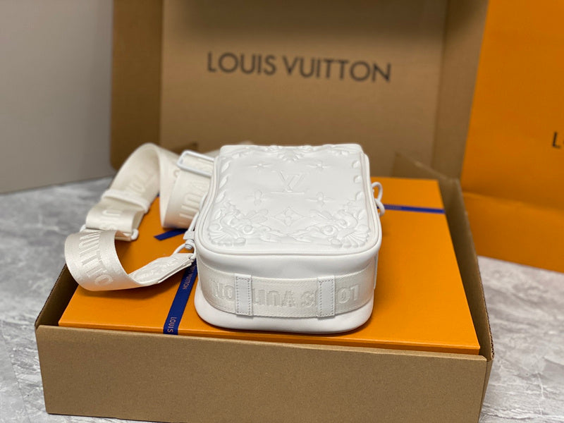 Luxe Carry - LV Bags - 15479
