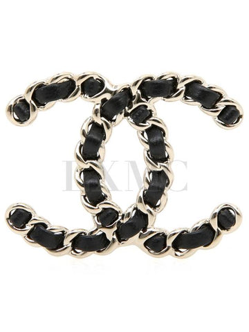CC chain brooch black gold pendant A96202 Chanel