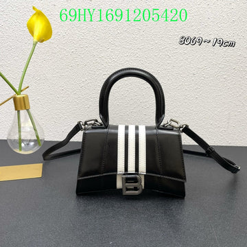 Luxe Carry - BGA Bags - 1953