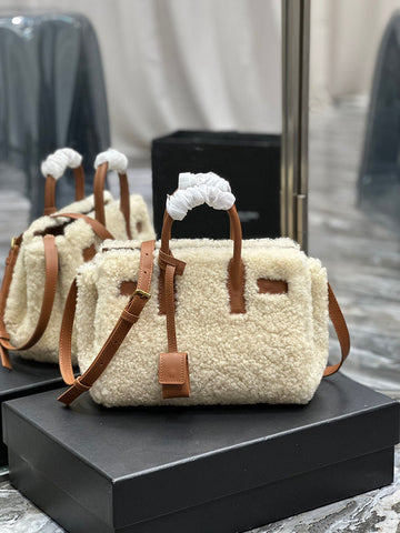 Luxe Carry - YSL Bag - 3937