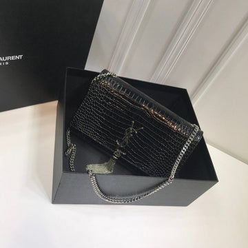 Luxe Carry - YSL Bag - 2215