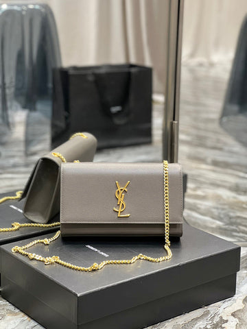 Luxe Carry - YSL Bag - 1947