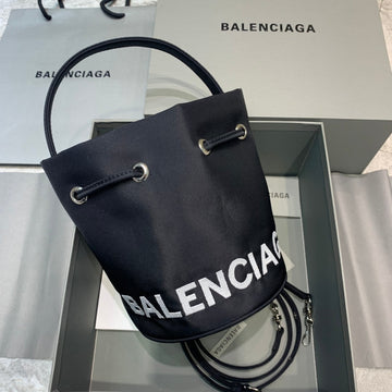 BLN-Ciaga Le Cagole Medium Bucket Bag In Black, For Women,  Bags 11.8in/30Luxe Carry