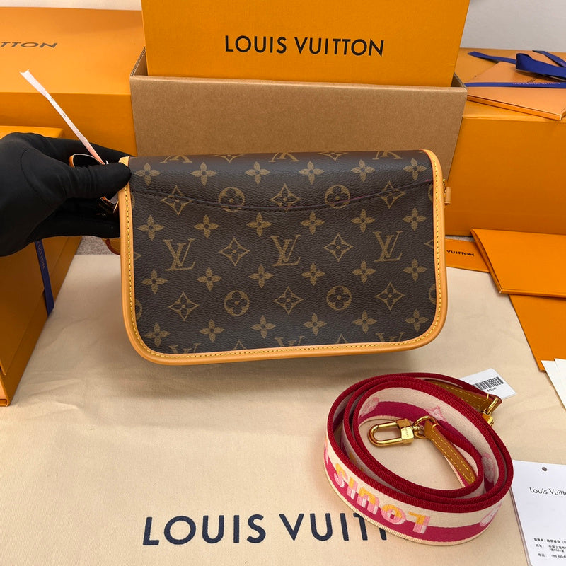 Luxe Carry - LV Bags - 15840