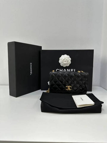 Season Chain WOC Lambskin Black Gold AP3043 Chanel