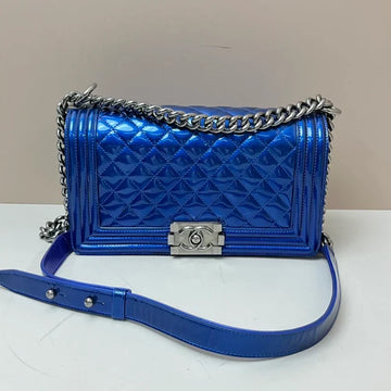 Top Quality Chanel Large Patent Boy Bag - Blue Shoulder Bags B18-01