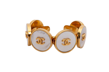 Bracelet nacr?© Top Quality Chanel 1990s