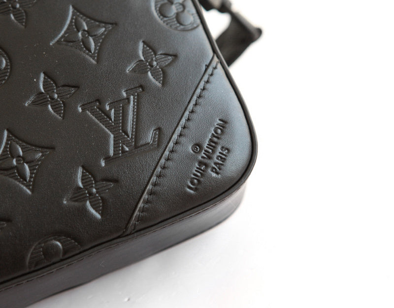 Luxe Carry - LV Bags - 15781