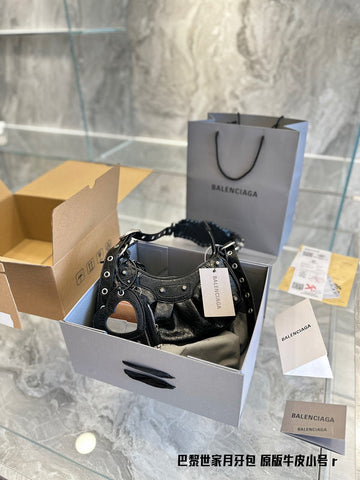 Luxe Carry - BGA Bags - 1592