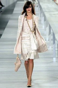 Ensemble Top Quality Chanel Et?© 2004
