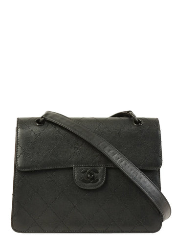 Top Quality Chanel Around 1998 Made Caviar Skin Turn-Lock Shoulder Bag Black
