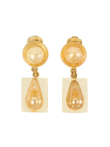 Top Quality Chanel 1997 Made Square Pearl Cc Mark Swing Earrings Clear/Gold