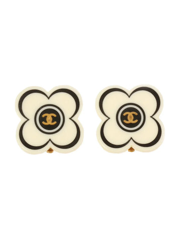 Top Quality Chanel 2002 Made Clover Cc Mark Earrings White/Gold
